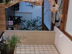 -蜜桃餐厅·伴山(湖滨商业街店)