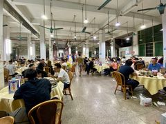 大堂-标记美食新鲜猪杂(兴南大道店)