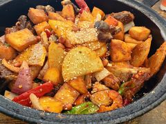 -老钟家烤羊排·敦伊阁清真餐厅胡羊焖饼