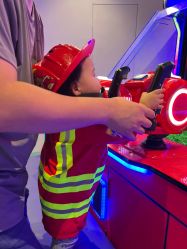 -奈尔宝家庭中心·亲子早教·派对餐厅(北京东坝万达店)