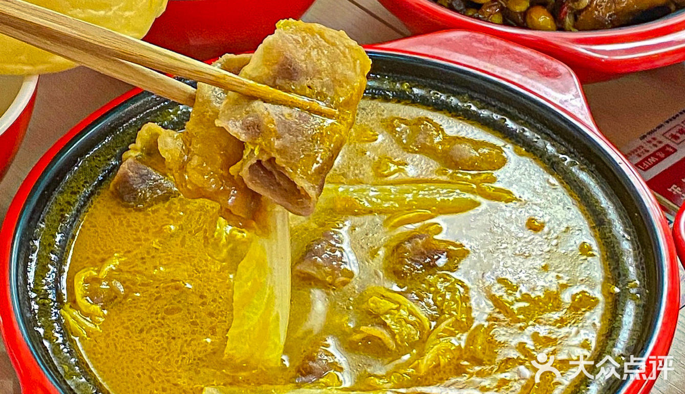 南京丰富路📍一口沦陷的鲍鱼鸡煲！