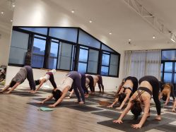 -无界瑜伽普拉提