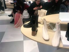 -CHARLES&KEITH(1234space店)