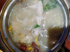 -千岛蚝高压锅生蚝·人参火锅(白云万达店)