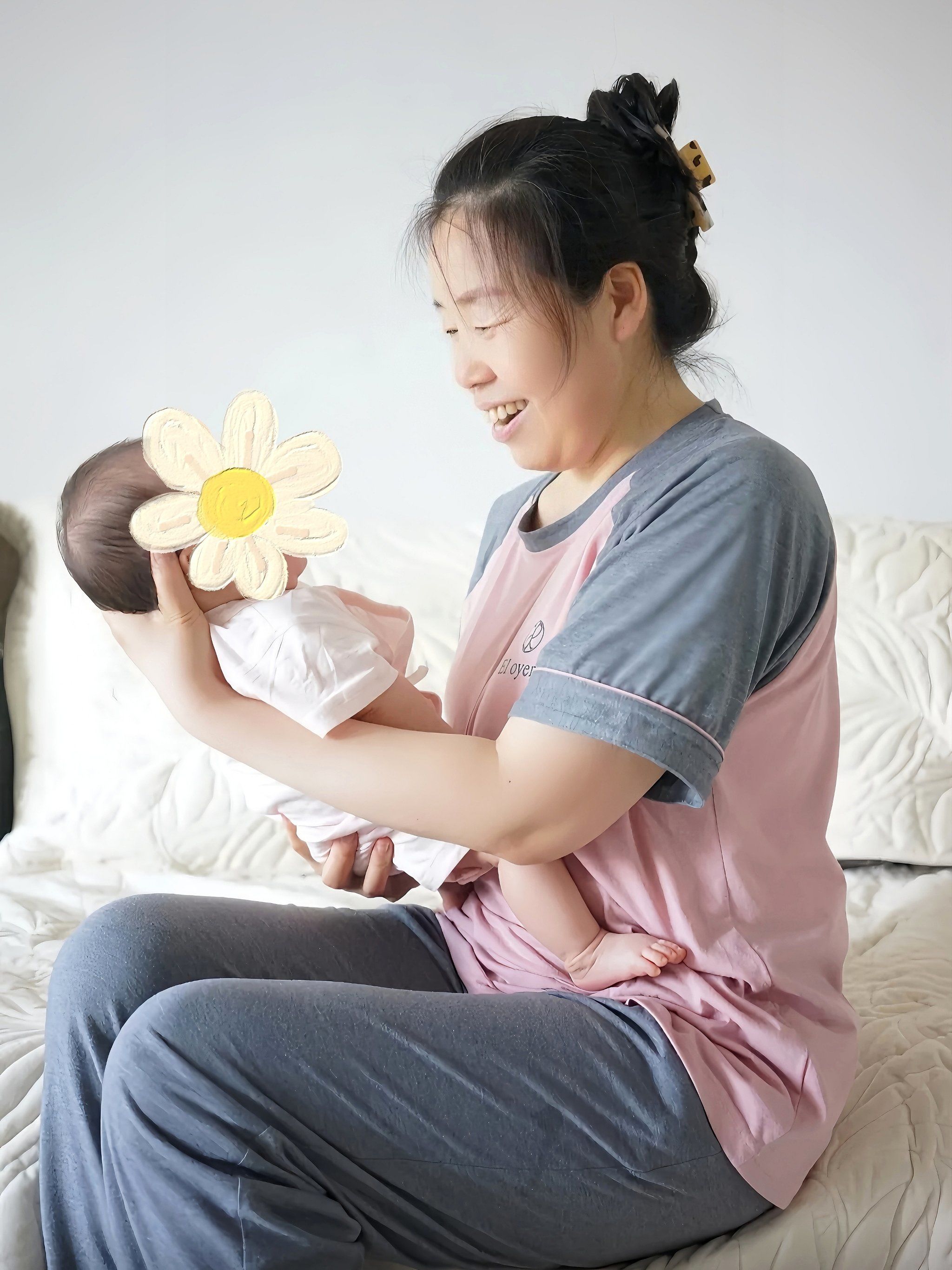 n💕从事母婴行业8年,性格开朗,与人相处融洽,真心对宝宝好,育儿