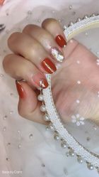 -爱美睫美甲会馆