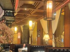 -八府香鸭·啫啫煲(华山路店)