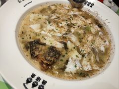 -渔语鱼酸菜鱼新川菜(来福士店)