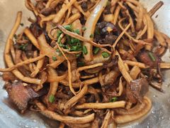 干锅茶树菇-群乐饭店(滨安路店)