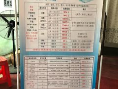 -领晟体育蓝天花园室内游泳馆