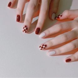 -悦指间美甲美睫