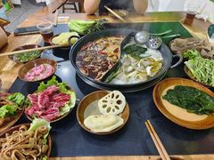 -重庆故事姊妹老火锅(财经学院店)