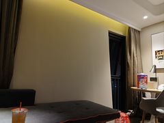 -苏州工业园区奥特莱斯亚朵酒店