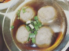 -爆炸头阿姨小四川正宗川味小吃(无任何分店)