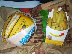 -汉堡王(金鹰天地广场店)