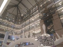 -梅龙镇广场