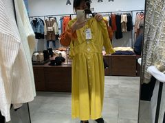 -URBAN REVIVO(上海中庚漫游城店)