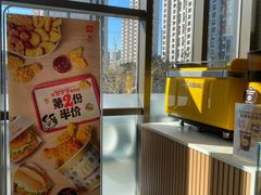 -麦当劳(普陀香溢花城店)