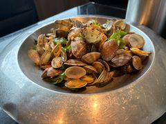 -五谷丰登农家院·地道胶东菜·海鲜烧烤(威海店)