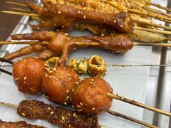-小董哥烤串·爆汁大油边(故宫店)