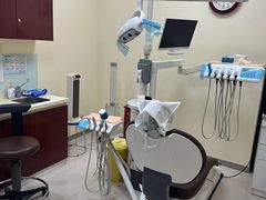 -瑞尔齿科(颐堤港诊所)