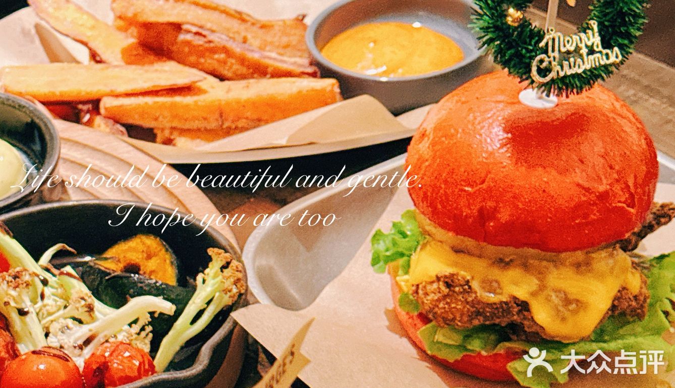 超适合圣诞约会的三里屯小酒馆🎄提前解锁圣诞氛围