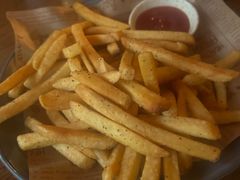 -MARU玛露音乐餐厅(大学路店)