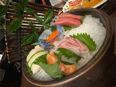 -万岛日本料理铁板烧(万泰国际店)