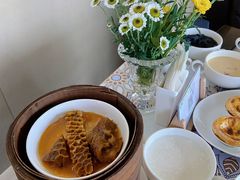 柱候金钱肚-青岛中心假日酒店·蓝天行政酒廊