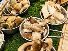 -一朵菌·野生菌探索家火锅(南亚店)