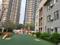 -吉的堡幼儿园(西安雅居乐铂琅峯园)