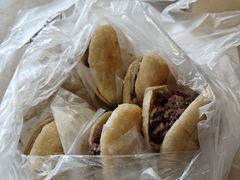 -闫家驴肉老店(华电一校店)
