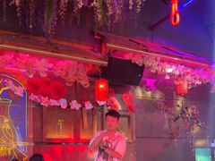-喜鹊音乐酒馆(西街店)
