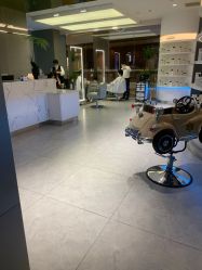 -PE SALON