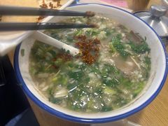 -八百里牛肉汤(盖饭·锅贴·万象城店)