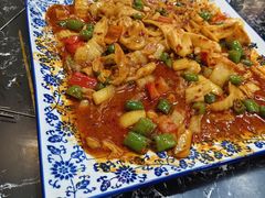 辣白菜炒猫耳朵-后卫寨猫耳朵(后卫寨店)