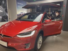 -TESLA 特斯拉(郑州正弘城体验店)