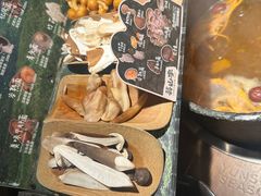 -芸山季·云南山珍菌火锅(人民广场来福士店)