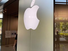 -Apple零售店(华贸购物中心店)