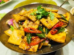 -阿英煲(凉城路店)