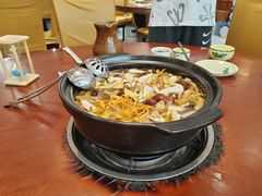 -菌之家·专业纯野生菌火锅·特色炒菌