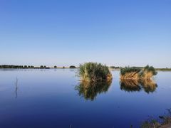 -亿利库布其七星湖沙漠生态旅游区