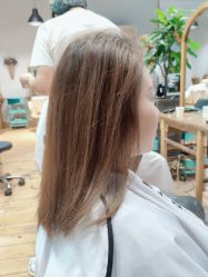 -发泽造型·烫发染发