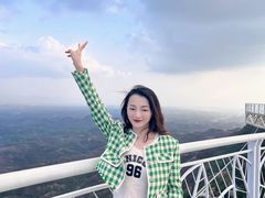-玻璃桥景区石牛寨