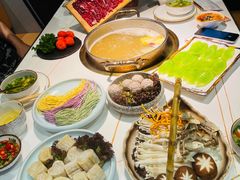 -牛人日志·鲜牛肉骨汤火锅(万科里瑧店)