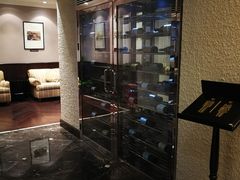 -东方明珠老上海8号餐厅