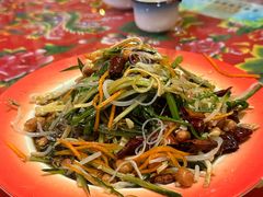 -闯关东东北农家菜(崂山石老人店)
