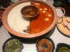 -湊湊火锅·茶憩(新中关购物中心店)