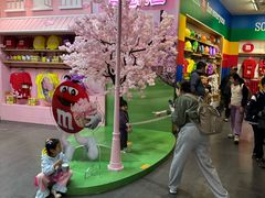 -m豆巧克力世界(上海世茂广场店)