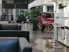 -天津波士信达奔驰4S店(卫津南路店)